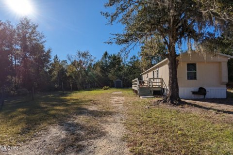 Casa en venta en Interlachen, Florida, 2 dormitorios, 62.43 m2 № 822253 - foto 1