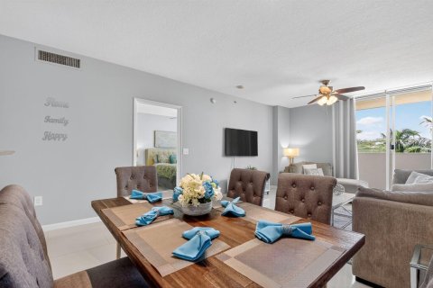 Copropriété à vendre à Boynton Beach, Floride: 2 chambres, 112.04 m2 № 2147013 - photo 9