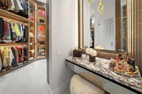 Copropriété à vendre à Miami, Floride: 2 chambres, 194.44 m2 № 2083914 - photo 24