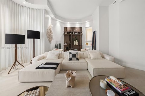 Copropriété à vendre à Miami, Floride: 2 chambres, 194.44 m2 № 2083914 - photo 5