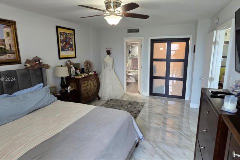 Купить кондоминиум в Авентура, Флорида 2 спальни, 107.49м2, № 1984844 - фото 20