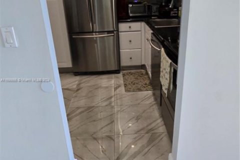 Купить кондоминиум в Авентура, Флорида 2 спальни, 107.49м2, № 1984844 - фото 16