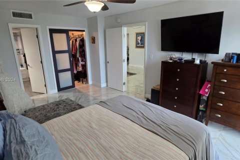 Купить кондоминиум в Авентура, Флорида 2 спальни, 107.49м2, № 1984844 - фото 19