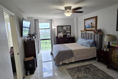 Купить кондоминиум в Авентура, Флорида 2 спальни, 107.49м2, № 1984844 - фото 18