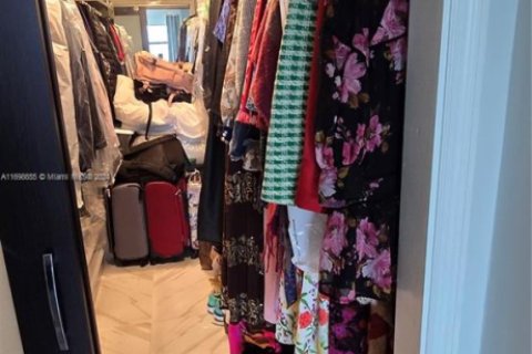 Купить кондоминиум в Авентура, Флорида 2 спальни, 107.49м2, № 1984844 - фото 21