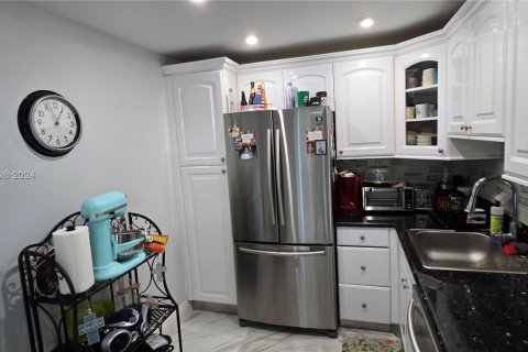 Купить кондоминиум в Авентура, Флорида 2 спальни, 107.49м2, № 1984844 - фото 14