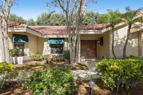 Villa ou maison à vendre à Weston, Floride: 4 chambres, 210.33 m2 № 2417744 - photo 15