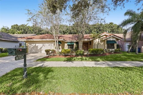 Villa ou maison à vendre à Weston, Floride: 4 chambres, 210.33 m2 № 2417744 - photo 12