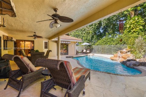 Villa ou maison à vendre à Weston, Floride: 4 chambres, 210.33 m2 № 2417744 - photo 23