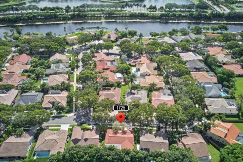Villa ou maison à vendre à Weston, Floride: 4 chambres, 210.33 m2 № 2417744 - photo 10