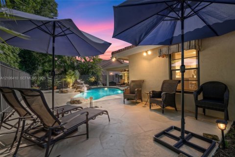 Villa ou maison à vendre à Weston, Floride: 4 chambres, 210.33 m2 № 2417744 - photo 20