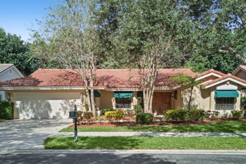Villa ou maison à vendre à Weston, Floride: 4 chambres, 210.33 m2 № 2417744 - photo 2