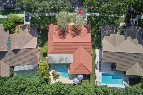 Villa ou maison à vendre à Weston, Floride: 4 chambres, 210.33 m2 № 2417744 - photo 6