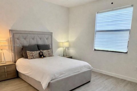 Villa ou maison à louer à Homestead, Floride: 3 chambres, 149.76 m2 № 2022076 - photo 8