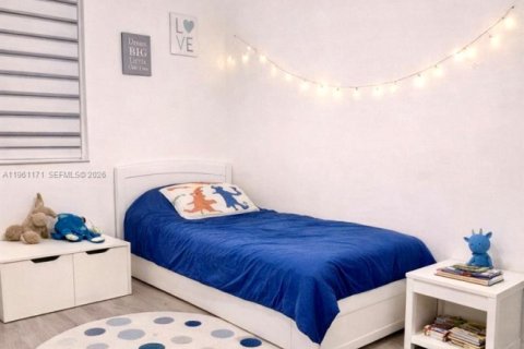 Villa ou maison à louer à Homestead, Floride: 3 chambres, 149.76 m2 № 2022076 - photo 4