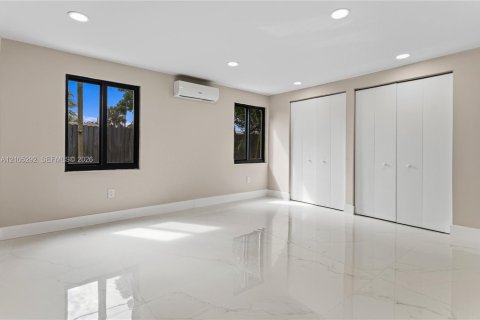 Villa ou maison à vendre à Pompano Beach, Floride: 3 chambres, 103.21 m2 № 2413010 - photo 19