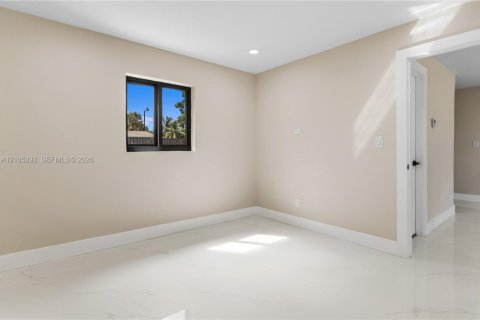 Villa ou maison à vendre à Pompano Beach, Floride: 3 chambres, 103.21 m2 № 2413010 - photo 23
