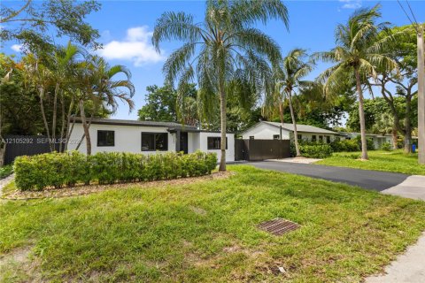 Villa ou maison à vendre à Pompano Beach, Floride: 3 chambres, 103.21 m2 № 2413010 - photo 5