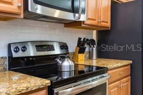 Adosado en venta en Kissimmee, Florida, 4 dormitorios, 176.7 m2 № 2238855 - foto 13