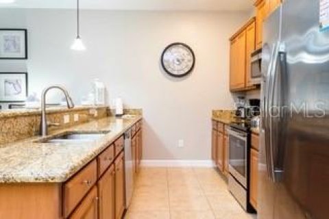 Adosado en venta en Kissimmee, Florida, 4 dormitorios, 176.7 m2 № 2238855 - foto 12