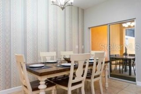 Adosado en venta en Kissimmee, Florida, 4 dormitorios, 176.7 m2 № 2238855 - foto 6
