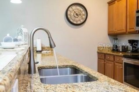 Adosado en venta en Kissimmee, Florida, 4 dormitorios, 176.7 m2 № 2238855 - foto 11