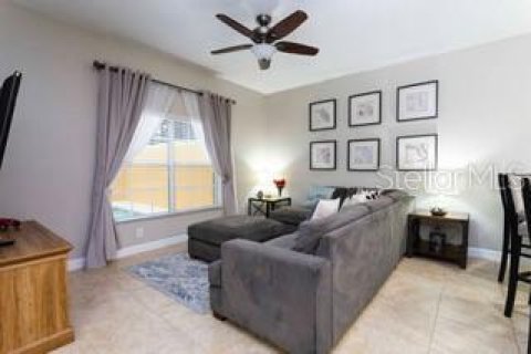 Adosado en venta en Kissimmee, Florida, 4 dormitorios, 176.7 m2 № 2238855 - foto 15