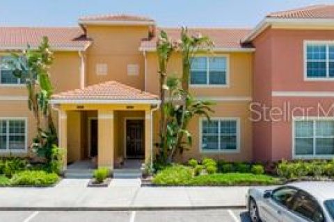 Adosado en Kissimmee, Florida 4 dormitorios, 176.7 m2 № 2238855