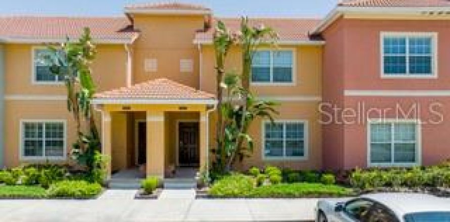 Adosado en Kissimmee, Florida 4 dormitorios, 176.7 m2 № 2238855