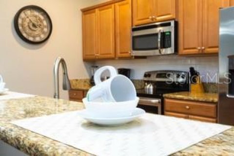 Adosado en venta en Kissimmee, Florida, 4 dormitorios, 176.7 m2 № 2238855 - foto 10