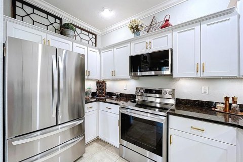 House in Apollo Beach, Florida 2 bedrooms, 151.52 sq.m. № 1783224 - photo 21