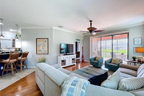 House in Apollo Beach, Florida 2 bedrooms, 151.52 sq.m. № 1783224 - photo 22