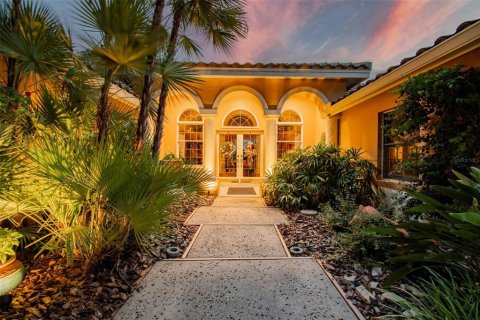 Villa ou maison à vendre à Tampa, Floride: 4 chambres, 300.45 m2 № 2313377 - photo 14