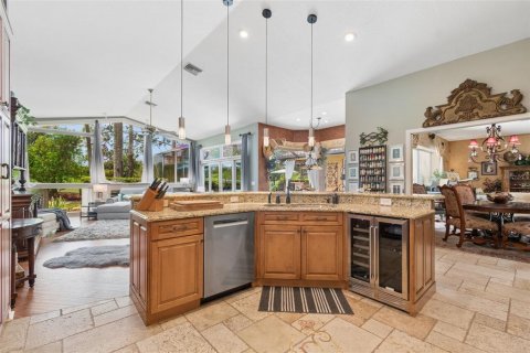 Villa ou maison à vendre à Tampa, Floride: 4 chambres, 300.45 m2 № 2313377 - photo 10