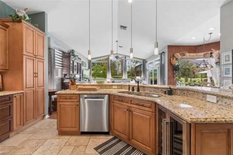 Villa ou maison à vendre à Tampa, Floride: 4 chambres, 300.45 m2 № 2313377 - photo 9