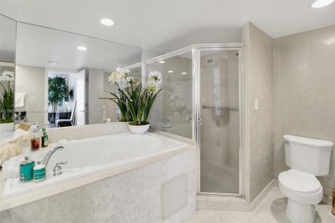 Купить кондоминиум в Майами-Бич, Флорида 2 спальни, 153.29м2, № 2012191 - фото 23