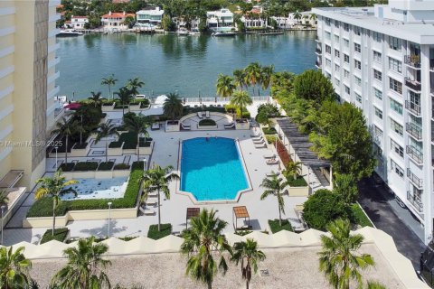 Купить кондоминиум в Майами-Бич, Флорида 2 спальни, 153.29м2, № 2012191 - фото 4