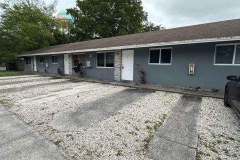 Casa en Fort Lauderdale, Florida 2 dormitorios, 213.58 m2 № 2006782