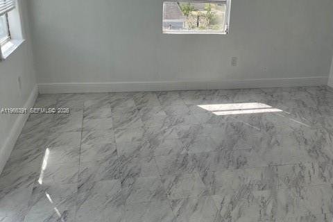 Casa en alquiler en Hialeah, Florida, 1 dormitorio, 62.43 m2 № 2029262 - foto 9