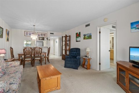 Copropriété à vendre à Port Richey, Floride: 2 chambres, 95.22 m2 № 2103315 - photo 13