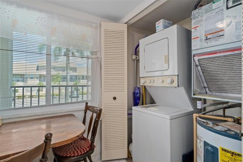 Copropriété à vendre à Port Richey, Floride: 2 chambres, 95.22 m2 № 2103315 - photo 19