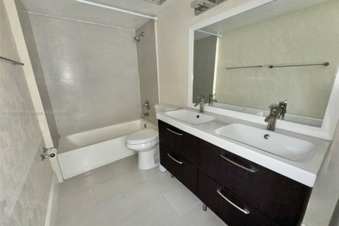 Copropriété à vendre à Miami, Floride: 2 chambres, 64.94 m2 № 1956472 - photo 9