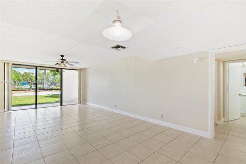 Copropriété à louer à Weston, Floride: 2 chambres, 114.73 m2 № 1987101 - photo 8