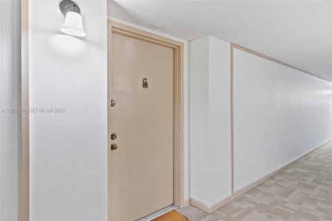 Copropriété à louer à Weston, Floride: 2 chambres, 114.73 m2 № 1987101 - photo 5