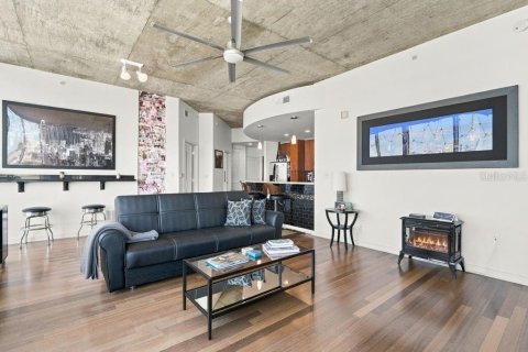 Copropriété à vendre à Orlando, Floride: 2 chambres, 112.6 m2 № 2400405 - photo 10