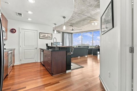 Copropriété à vendre à Orlando, Floride: 2 chambres, 112.6 m2 № 2400405 - photo 5