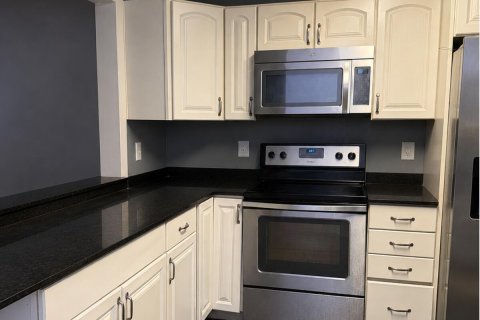 Touwnhouse à vendre à Sunrise, Floride: 2 chambres, 128.95 m2 № 2086268 - photo 4