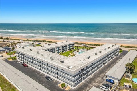 Condo in Ormond Beach, Florida, 2 bedrooms № 2195458