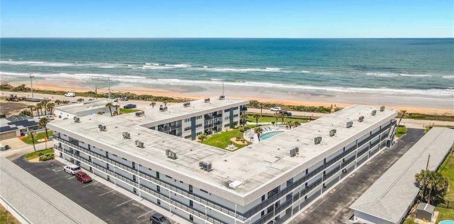 Condo in Ormond Beach, Florida, 2 bedrooms № 2195458