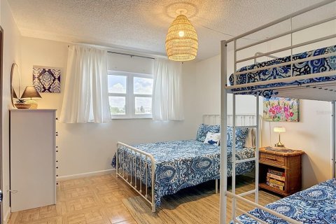 Condo in Ormond Beach, Florida, 2 bedrooms № 2195458 - photo 15